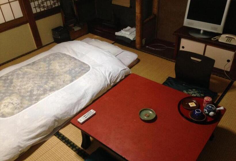 חדר סטנדרט יחיד, Chuokan Shimizuya Ryokan