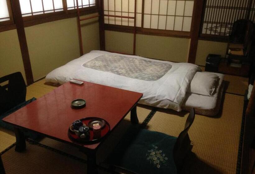 חדר סטנדרט יחיד, Chuokan Shimizuya Ryokan