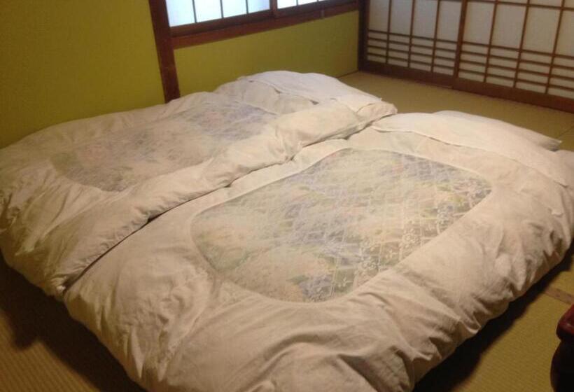 Номер Стандарт, Chuokan Shimizuya Ryokan