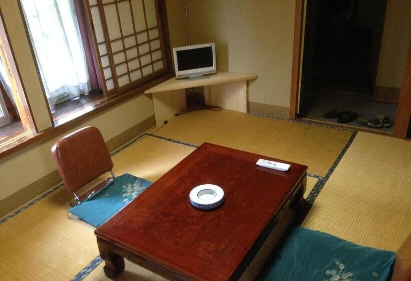 חדר סטנדרט, Chuokan Shimizuya Ryokan