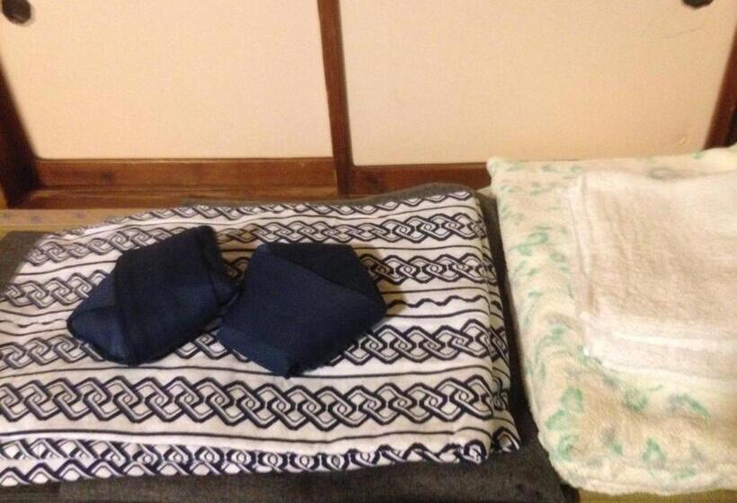 חדר סטנדרט לשלושה, Chuokan Shimizuya Ryokan