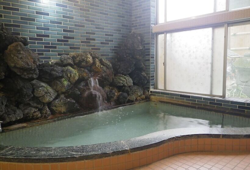 חדר סטנדרט לארבעה, Chuokan Shimizuya Ryokan