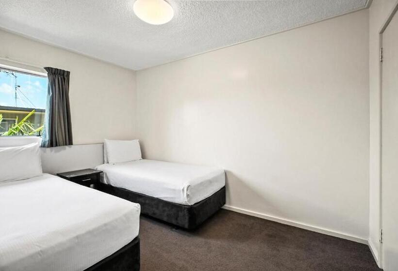 شقة غرفتين, Heartland Ambassador Hotel Hamilton
