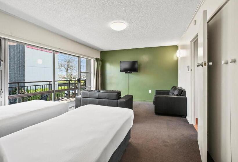 شقة غرفتين, Heartland Ambassador Hotel Hamilton