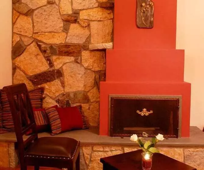 Chambre Familiale, Giagia Evgenia
