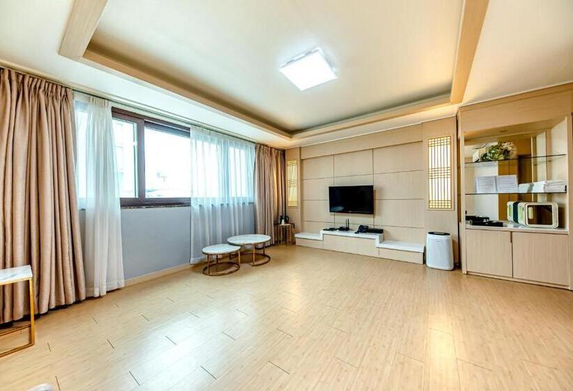 חדר סטנדרט, Hs Tourist