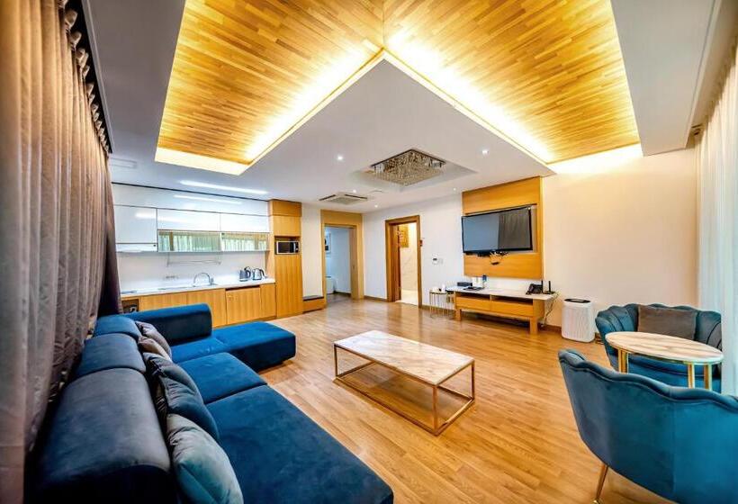 בית, חדר שינה 1, Hs Tourist