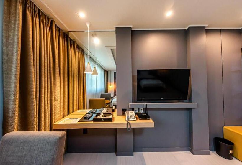 חדר סטנדרט, Hs Tourist