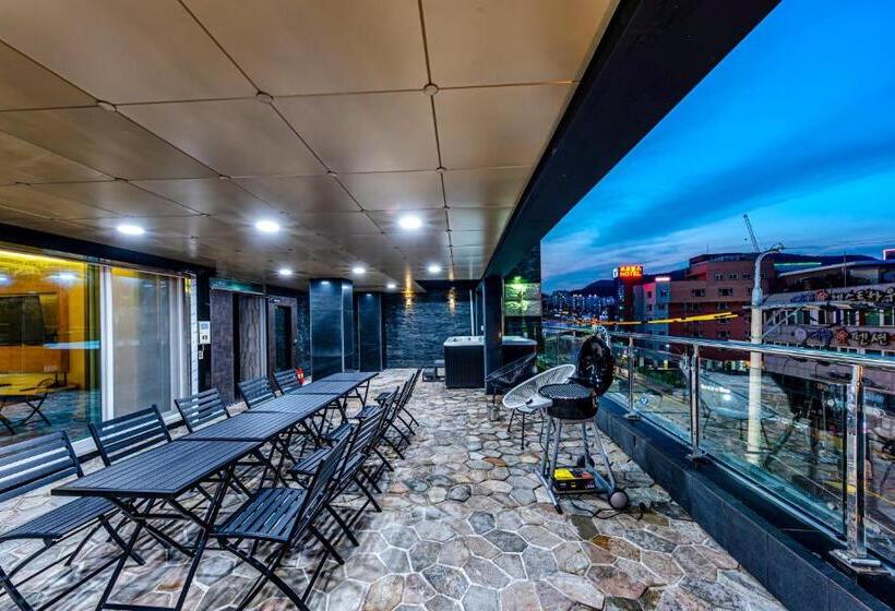 בית, חדר שינה 1, Hs Tourist