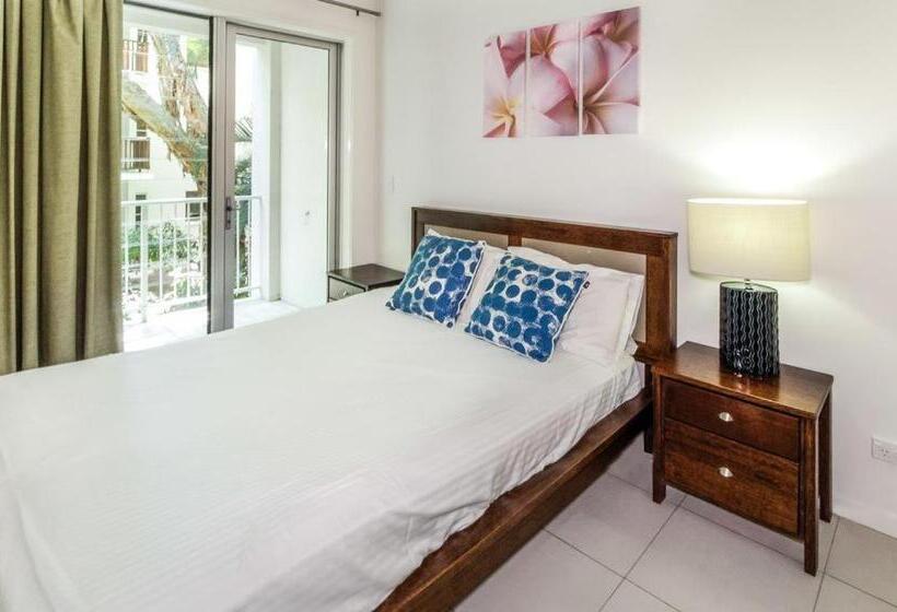 Апартаменты Deluxe 3 Спальни Вид на Море, Island Views Beachfront Apartments