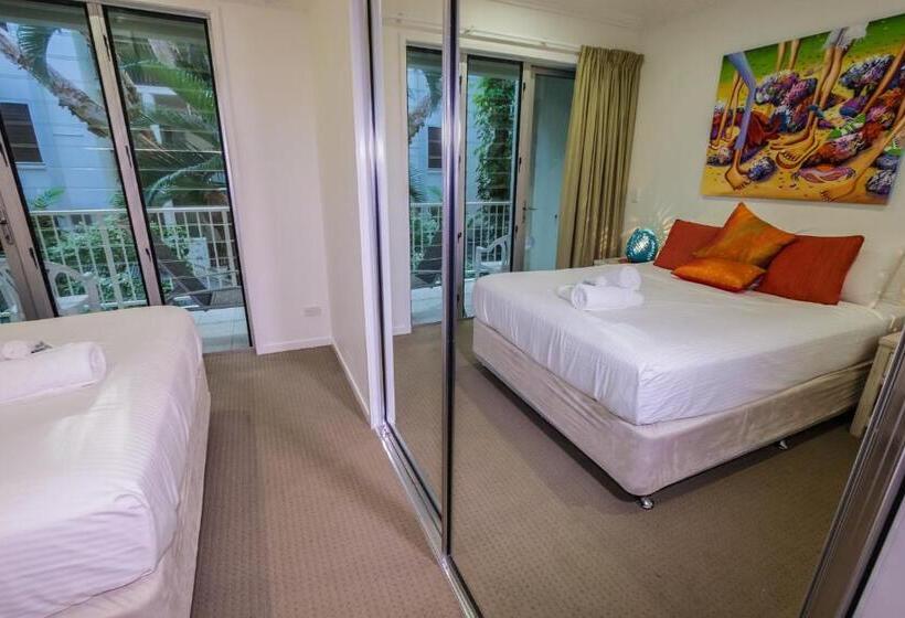 オーシャンビューの3ベッドルームデラックスアパート, Island Views Beachfront Apartments