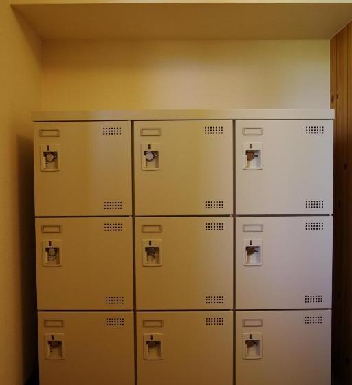 מיטה בחדר משותף, K S House Hokkaido  Asahidake Onsen Hostel