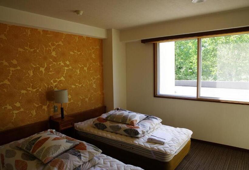 חדר אקונומי, K S House Hokkaido  Asahidake Onsen Hostel