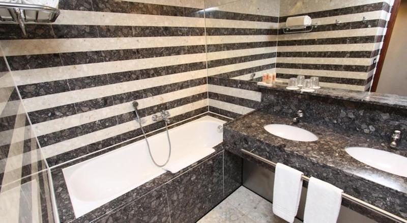 חדר סטנדרט לשלושה, K S House Hokkaido  Asahidake Onsen Hostel