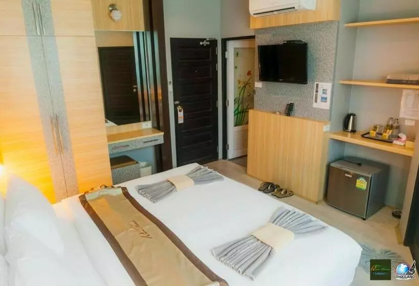 シティビューのデラックスルーム, Ricci House Resort