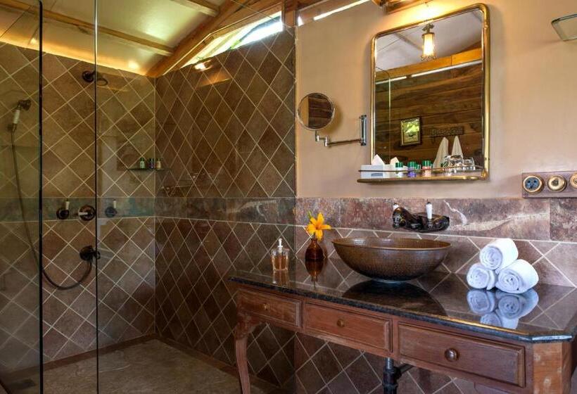 Quarto Deluxe com Sacada, The Machan