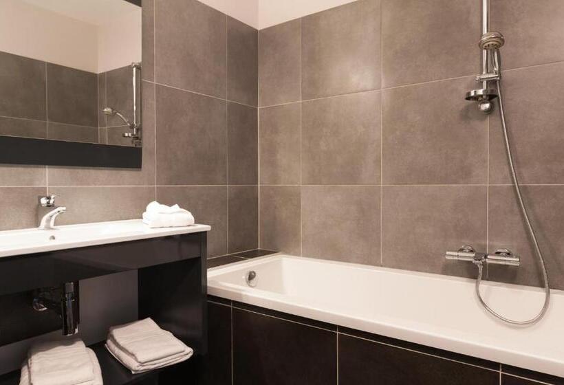 Номер Superior, The Originals Boutique, Hôtel La Grange, Niort