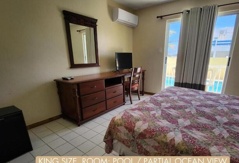 اتاق استاندارد با تخت بزرگ, Selva Boutique Hotel   Luquillo Oceanfront Retreat   Adults Only