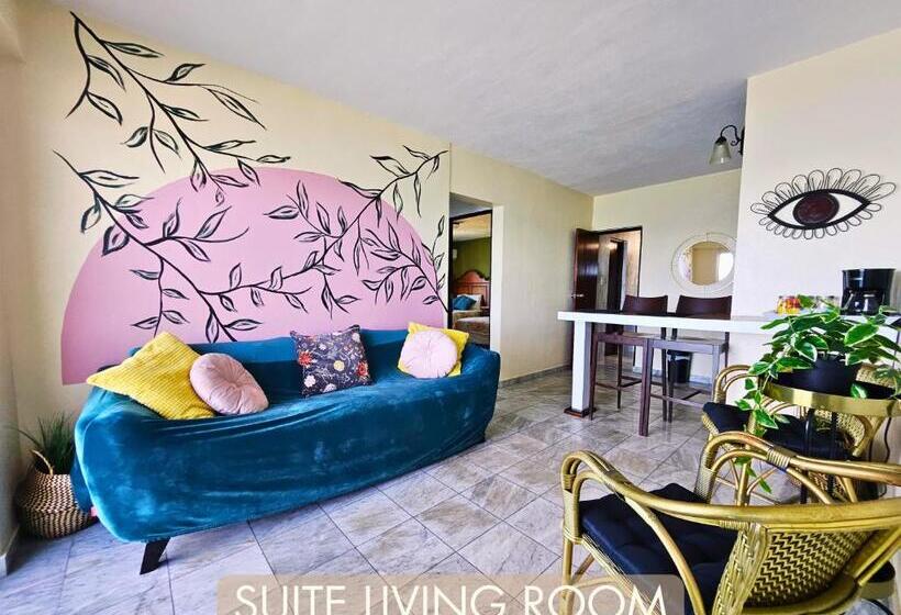 سوئیت با تخت بزرگ, Selva Boutique Hotel Luquillo Oceanfront Retreat Adults Only