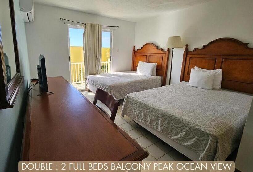 اتاق لوکس با بالکن, Selva Boutique Hotel   Luquillo Oceanfront Retreat   Adults Only