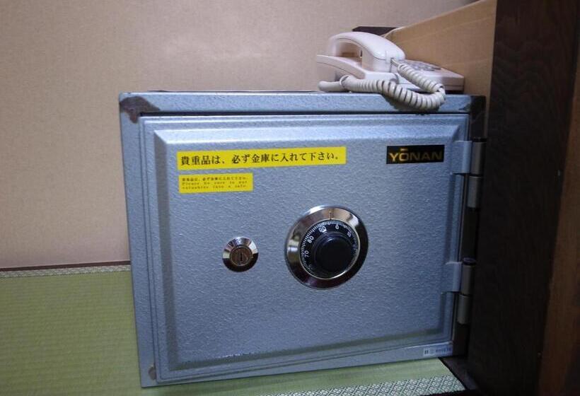 バスルーム共有のトリプルスタンダード, Ryokan Murayama