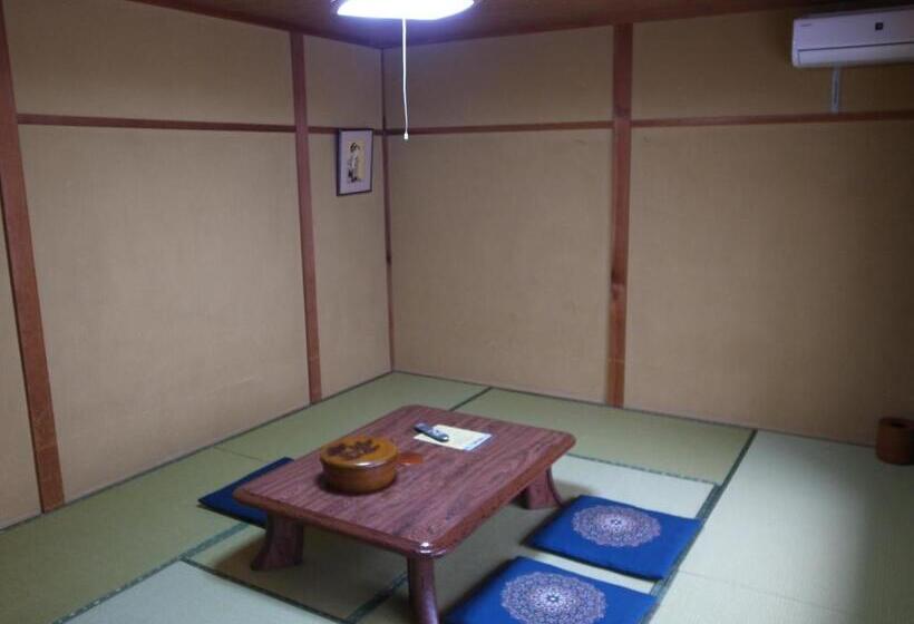 标准三人间共用浴室, Ryokan Murayama