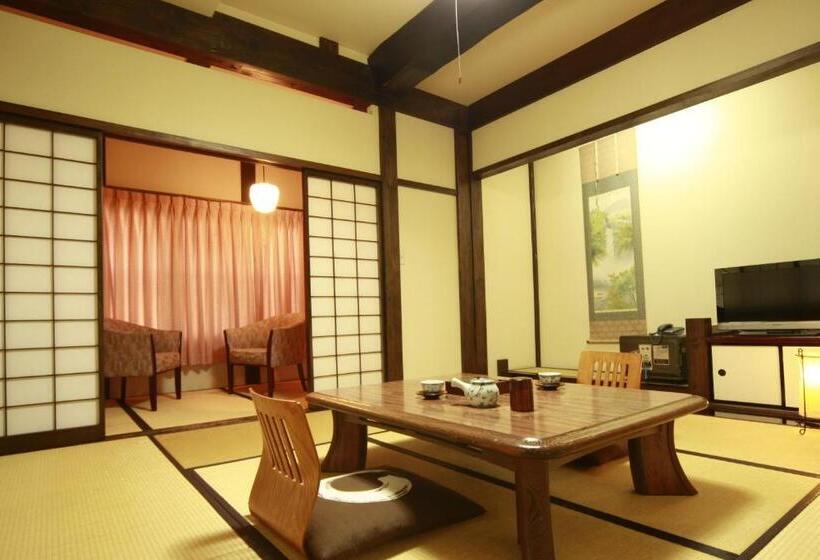 スーペリアトリプルルーム, Ryokan Murayama