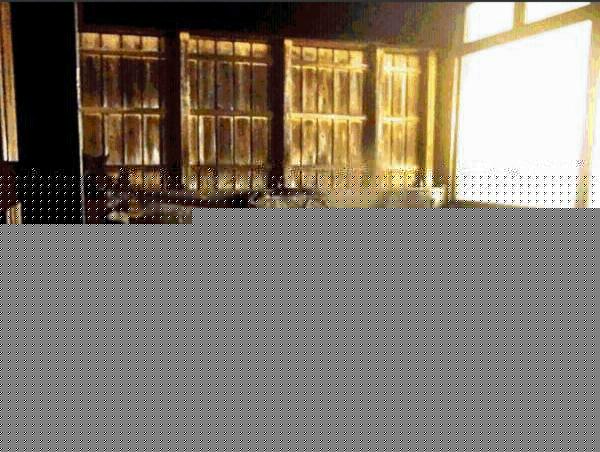 标准三人间共用浴室, Shizukatei