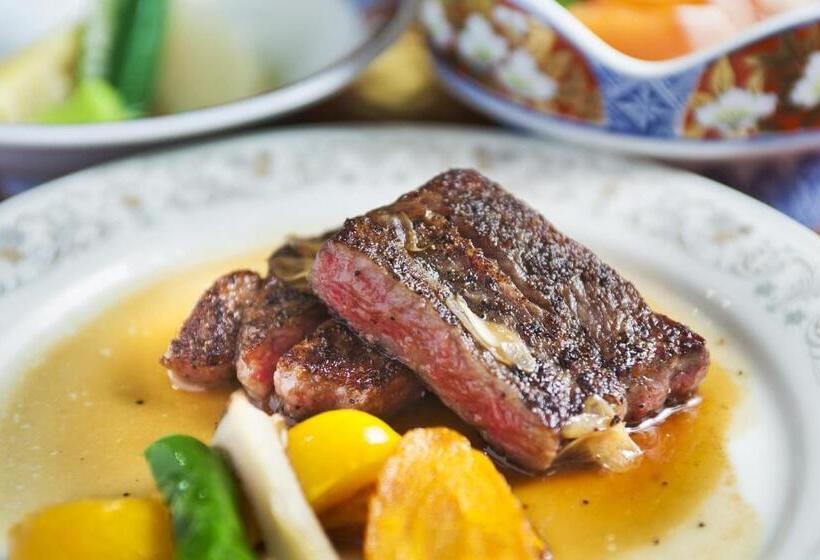 标准三人间共用浴室, Shizukatei