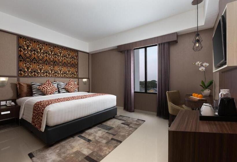 חדר פרמיום, The Alana Hotel & Conference Center Malioboro Yogyakarta By Aston