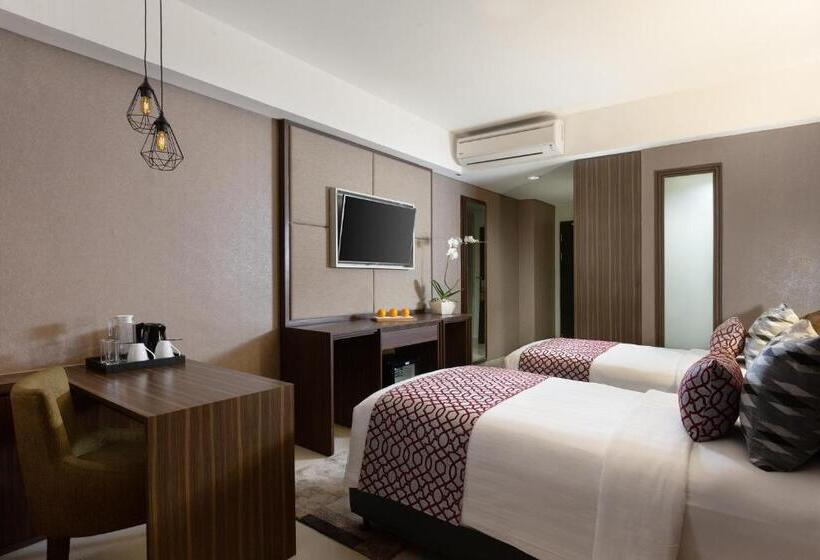 Номер Премиум, The Alana Hotel & Conference Center Malioboro Yogyakarta By Aston