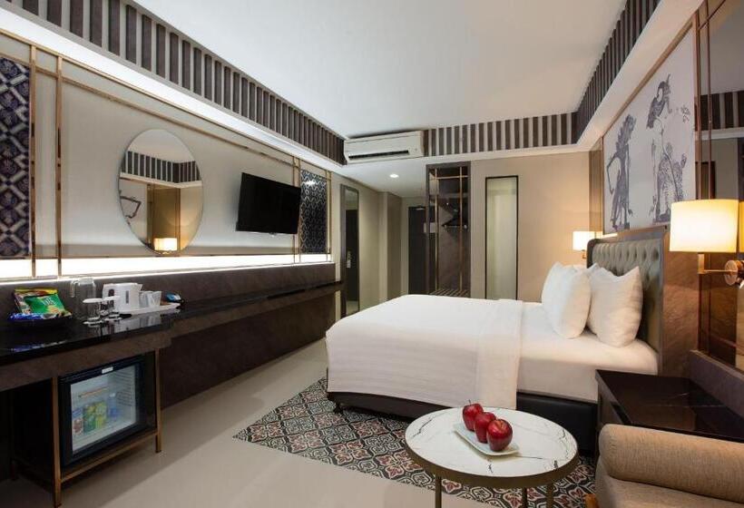 Номер Deluxe, The Alana Hotel & Conference Center Malioboro Yogyakarta By Aston