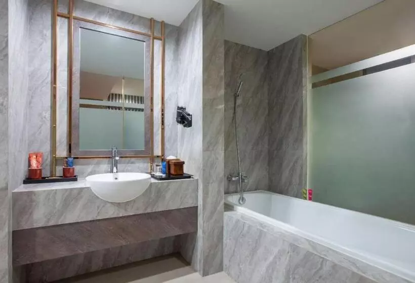 スイート, The Alana Hotel & Conference Center Malioboro Yogyakarta By Aston