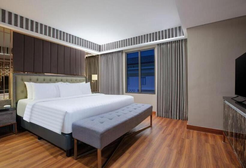 סוויטה, The Alana Hotel & Conference Center Malioboro Yogyakarta By Aston