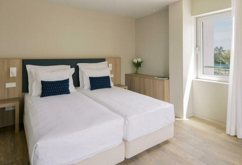 جناح, The Editory by The Sea Troia Comporta