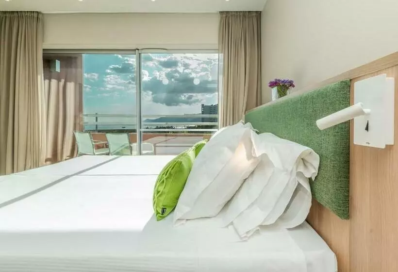 海の見えるスタンダードスタジオ, The Pearl Troia