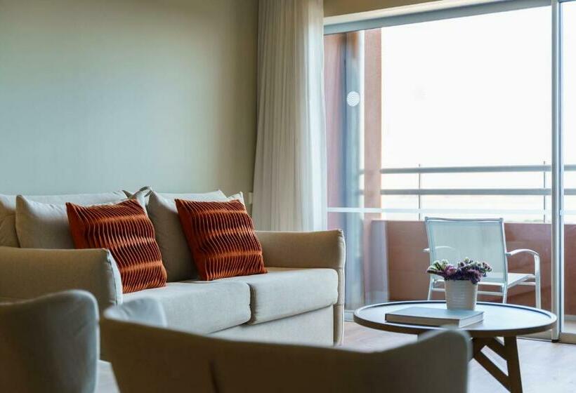 جناح بريميوم غرفتين نوم, The Editory by The Sea Troia Comporta