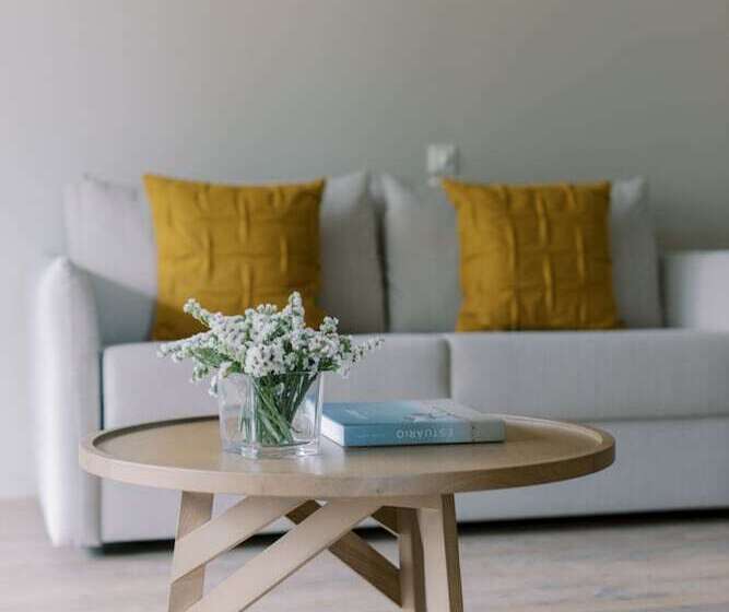 جناح, The Editory by The Sea Troia Comporta