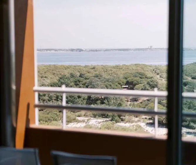 1 Bedroom Premium Apartment River View, The Pearl Troia