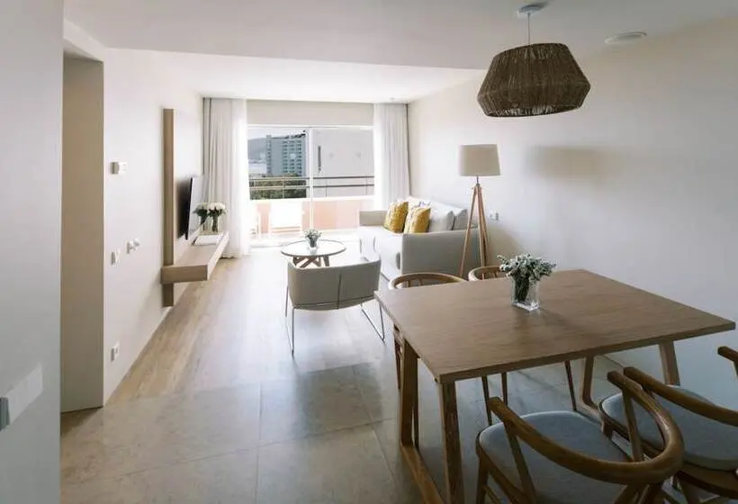 1 Bedroom Premium Apartment River View, The Pearl Troia