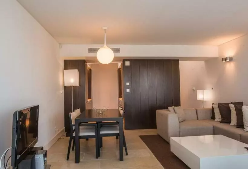 , Troia Residence by The Editory  Apartamentos Marina