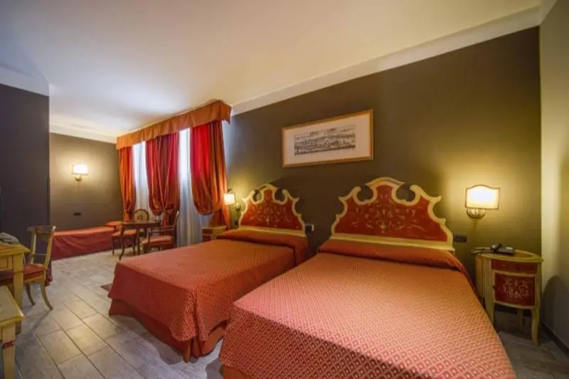 Standard Quadruple Room