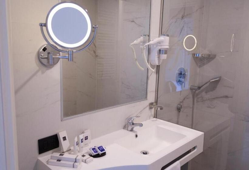 スーペリアールーム, Ih Hotels Milano St. John