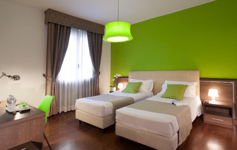 标准间, Milano Palmanova