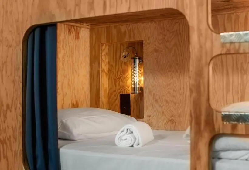 ルームシェアのワンベッド, Eklo Montpellier Centre Gare