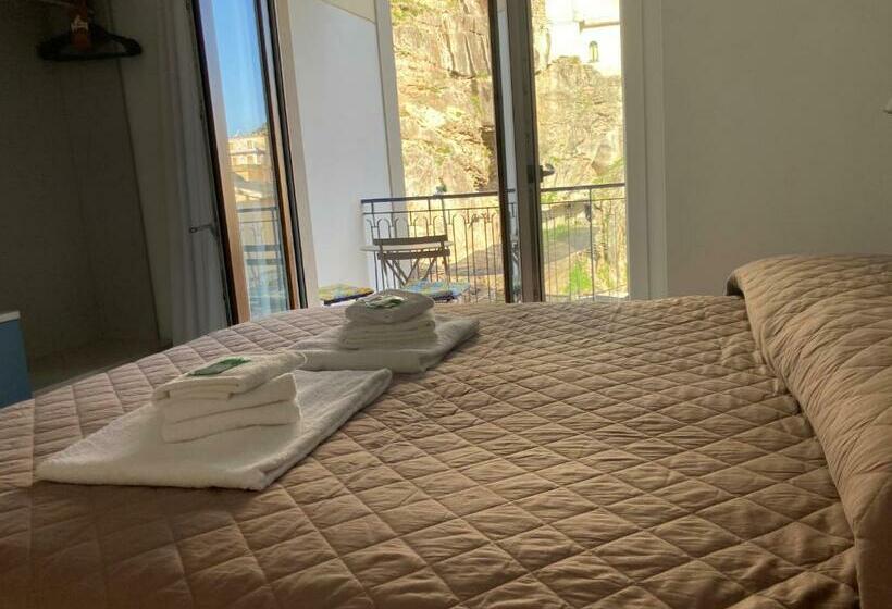 غرفة قياسية مزوَّدة بشُرفة, Divina Holiday   Rooms