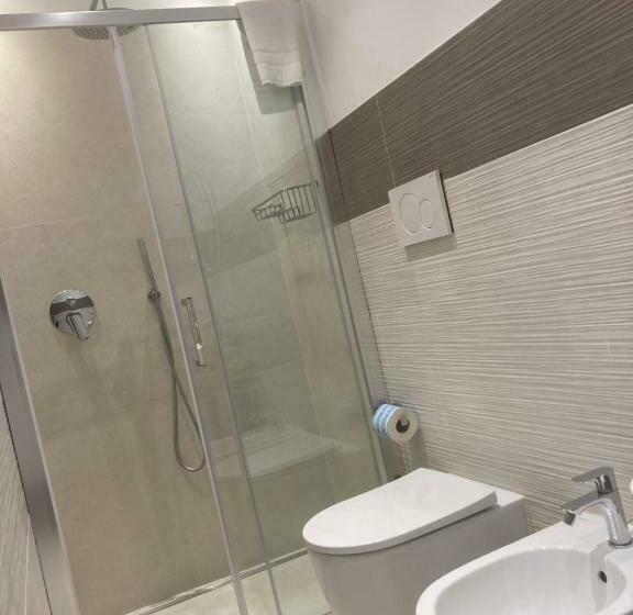 Номер Стандарт с Балконом, Divina Holiday   Rooms