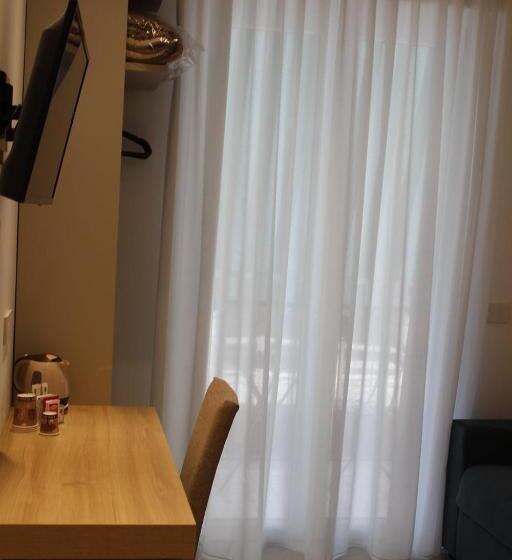 غرفة ديلوكس مزودة بشرفة, Divina Holiday   Rooms