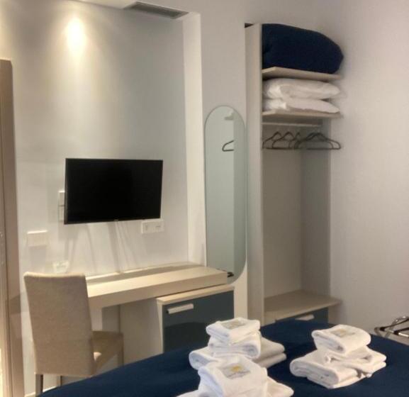 غرفة ديلوكس مزودة بشرفة, Divina Holiday   Rooms