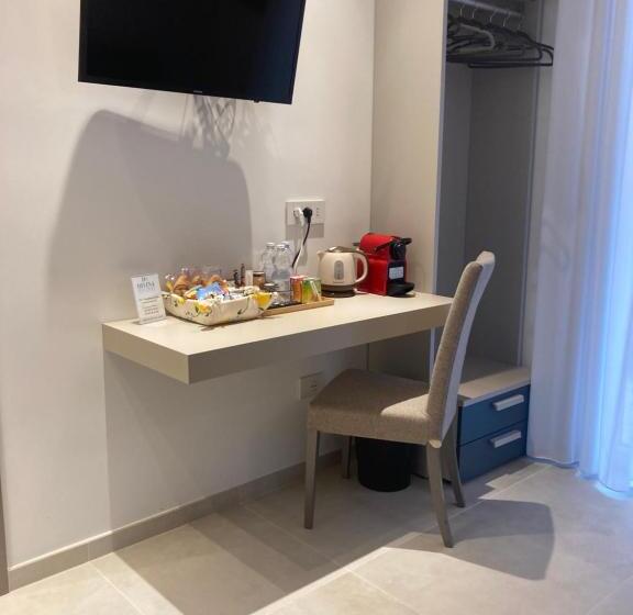 Номер Deluxe с Балконом, Divina Holiday   Rooms
